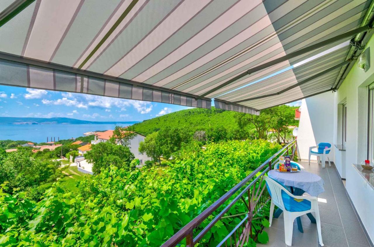 Apartment In Novi Vinodolski 15274 Povile Exteriér fotografie