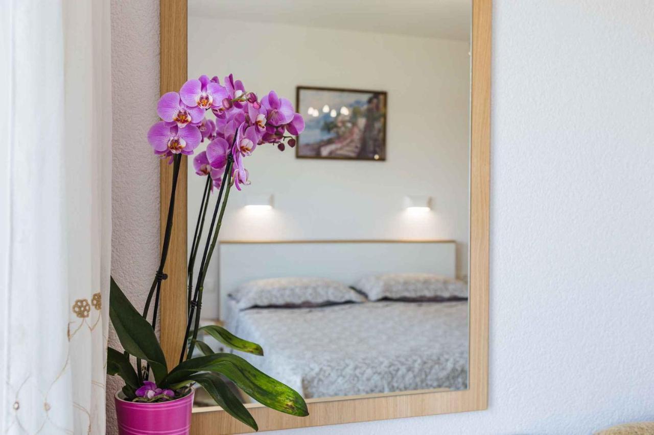 Apartment In Novi Vinodolski 15274 Povile Exteriér fotografie