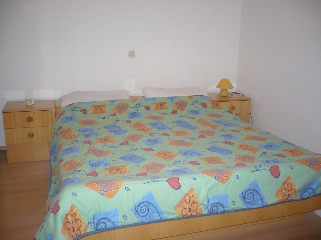 Apartment In Novi Vinodolski 15274 Povile Exteriér fotografie