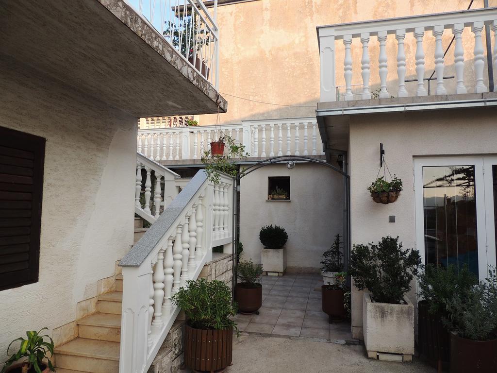 Apartment In Novi Vinodolski 15274 Povile Exteriér fotografie