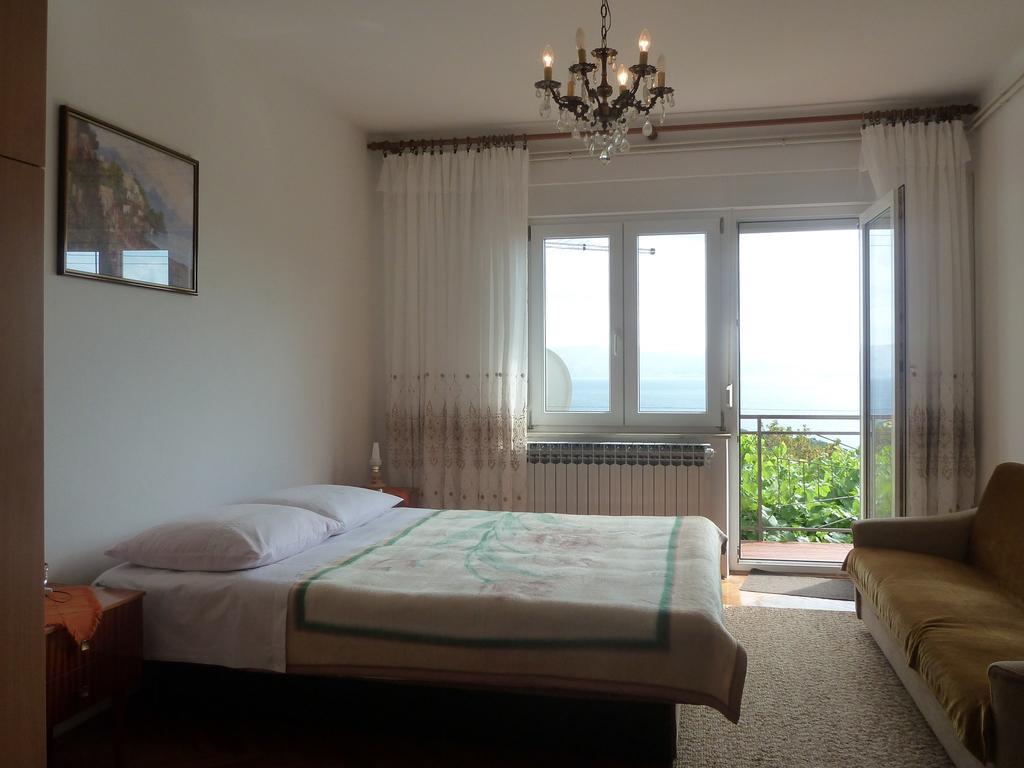 Apartment In Novi Vinodolski 15274 Povile Exteriér fotografie