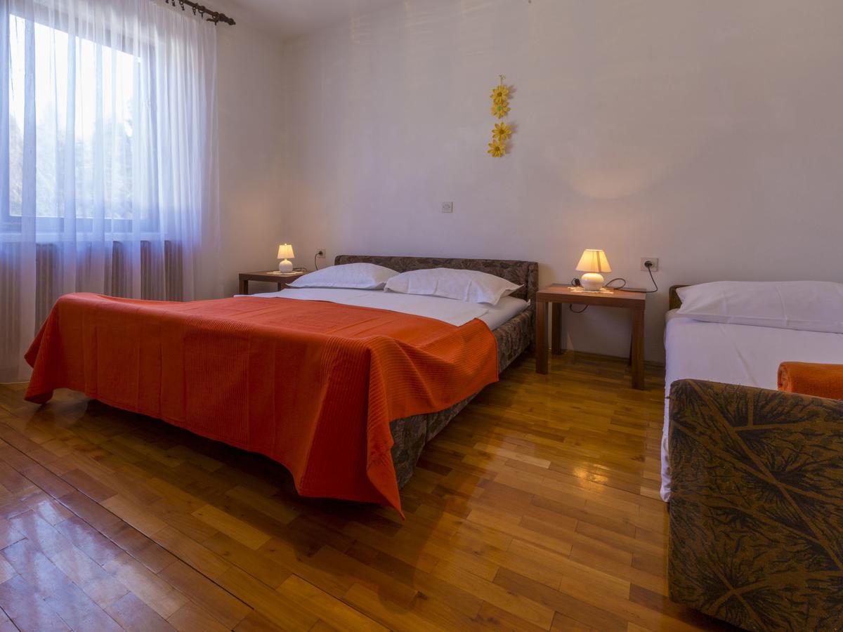 Apartment In Novi Vinodolski 15274 Povile Exteriér fotografie