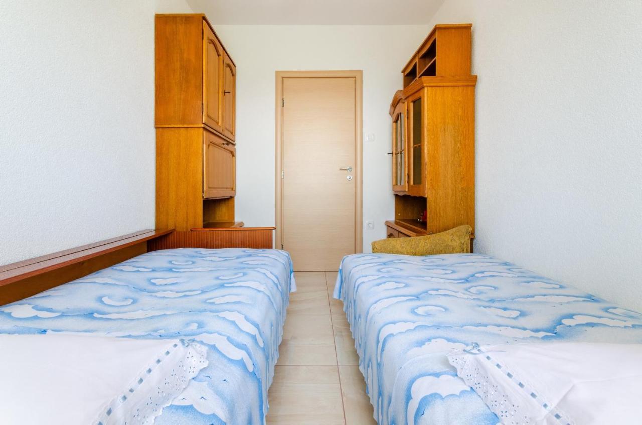 Apartment In Novi Vinodolski 15274 Povile Exteriér fotografie