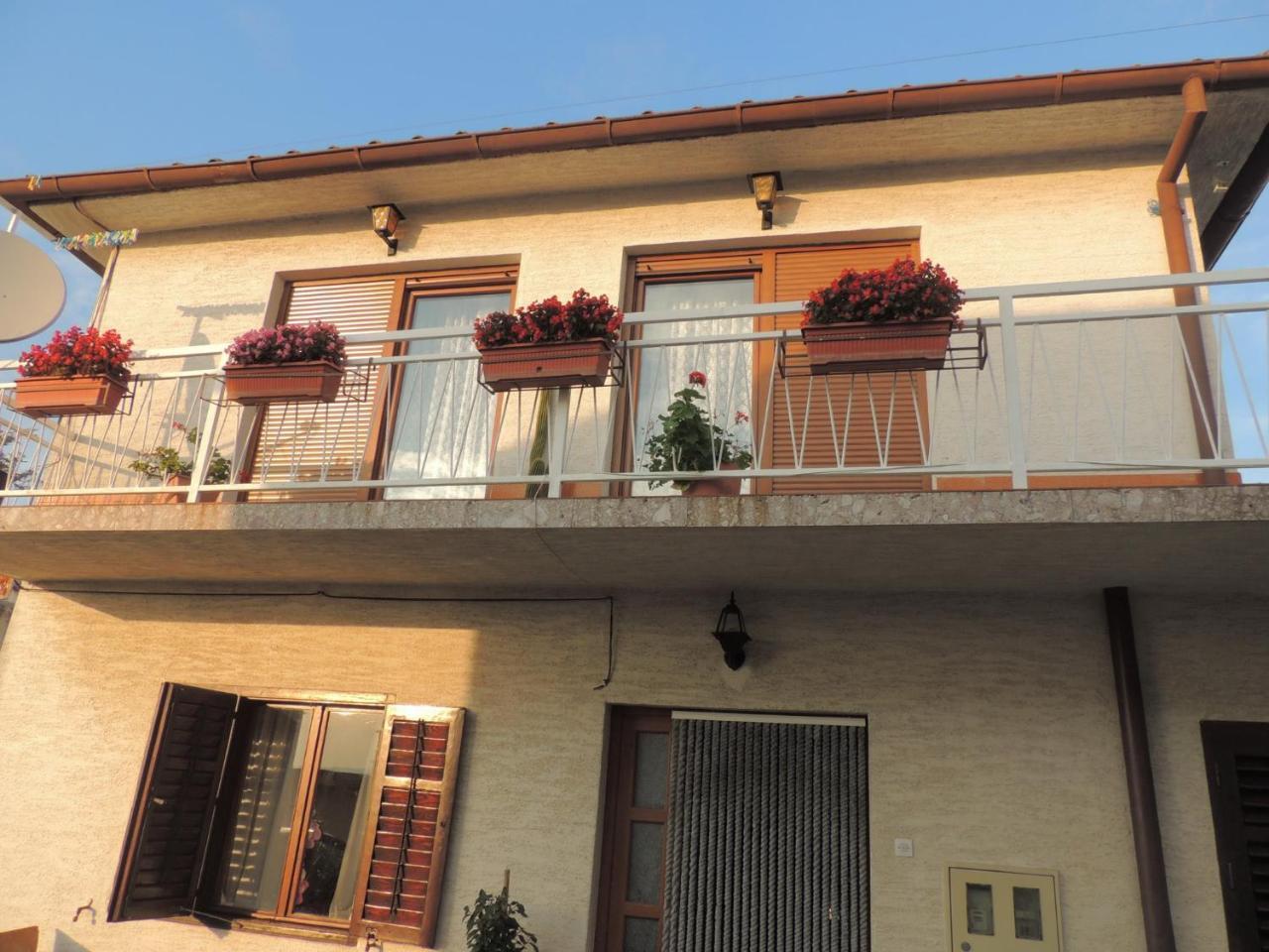 Apartment In Novi Vinodolski 15274 Povile Exteriér fotografie