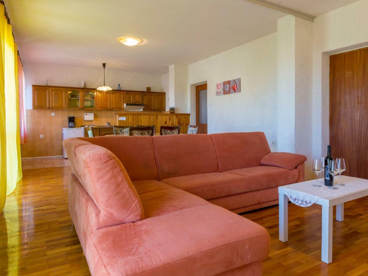 Apartment In Novi Vinodolski 15274 Povile Exteriér fotografie